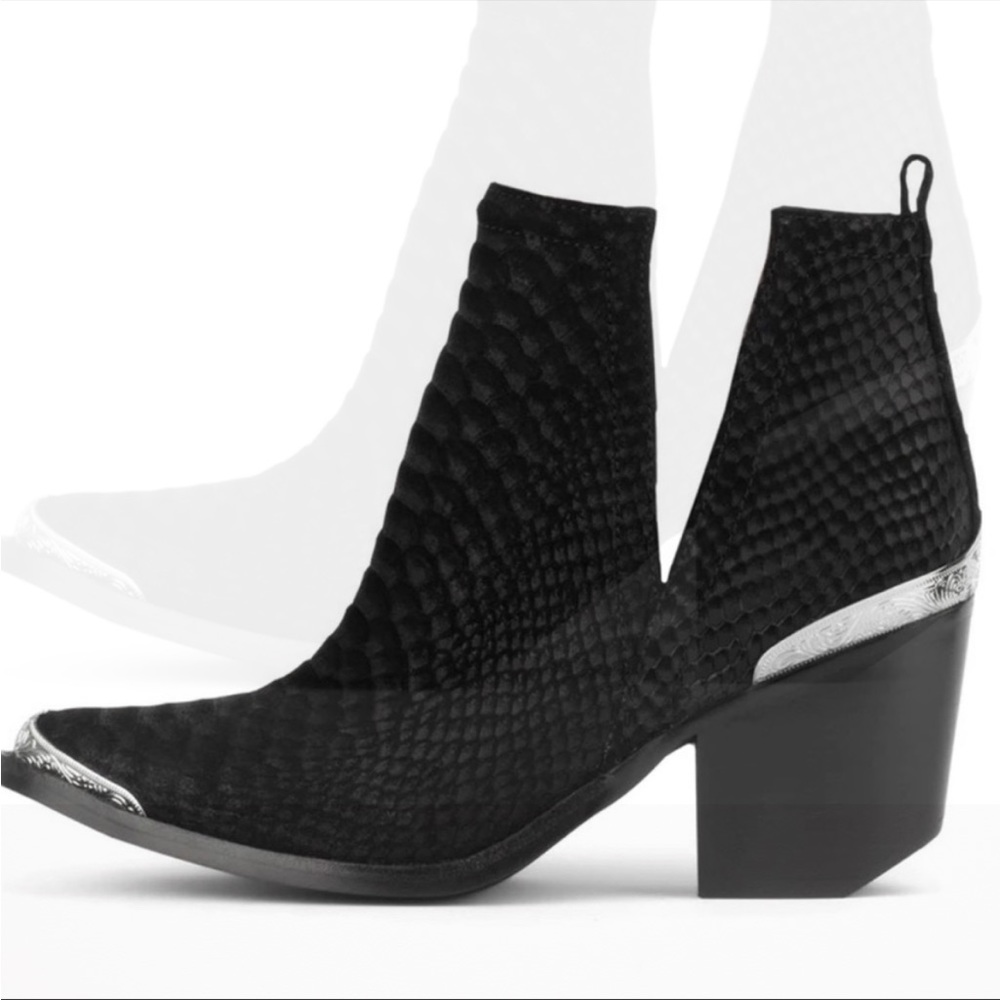 Jeffrey Campbell Cromwell Boot Heels black. Purchased from Free People, size 8